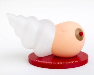 ROXY IN THE BOX - Social Pop Mirabilia Conchiglia Conchistai "Conchitetta" FDM 3D printing 12,5 x 22 x 13,5 cm ed. 10 2024