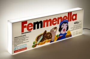 ROXY IN THE BOX - Social Pop Mirabilia "Femmenella" lightbox plexiglass 20x60 cm ed. 10 2024